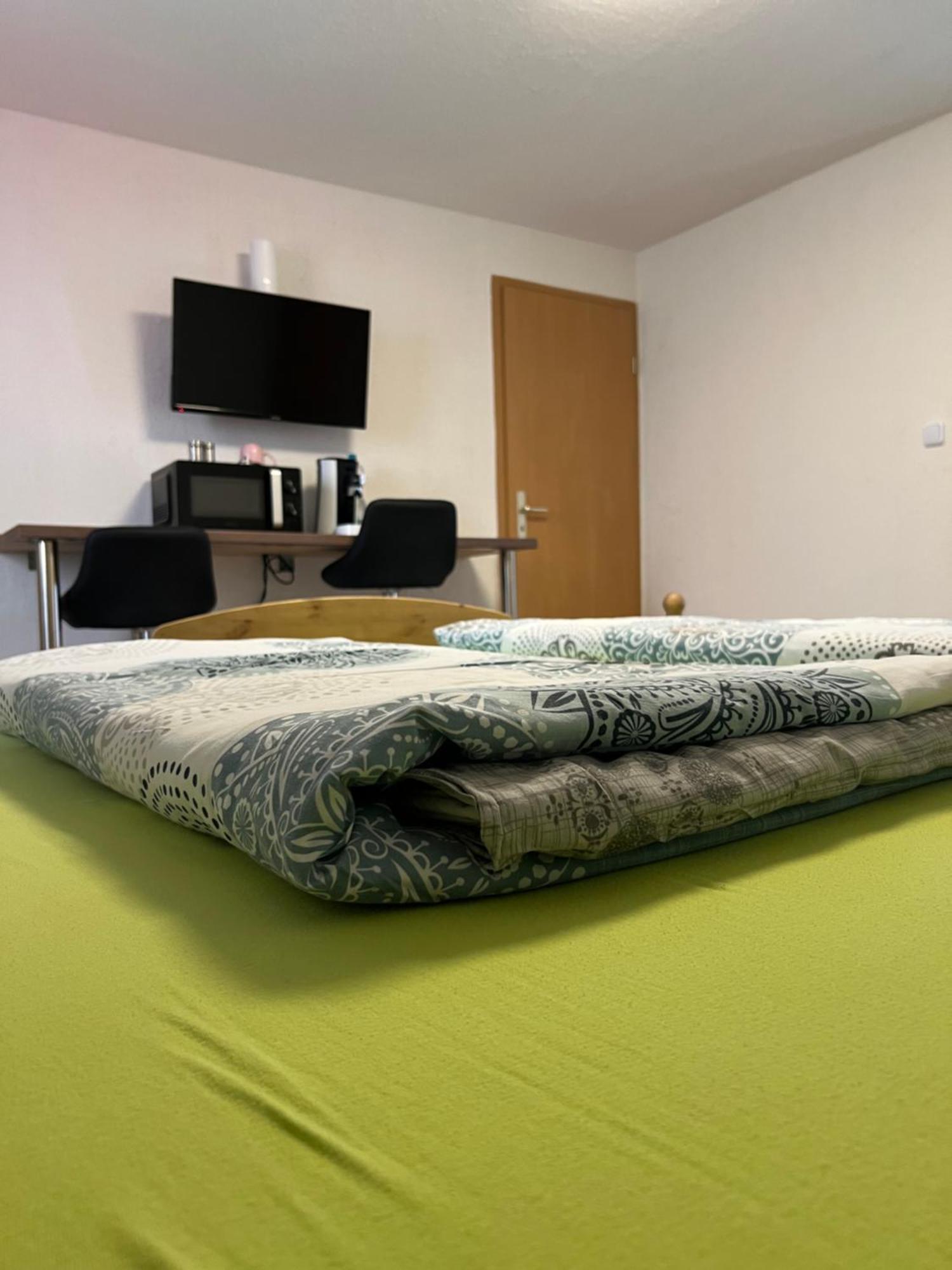 Apartments Und Zimmer Vettweiss Bagian luar foto